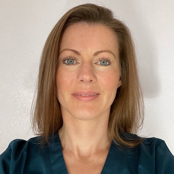 Meet your Posher, Britnie - Picture 3 of 6